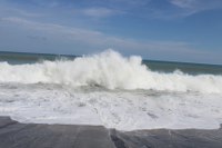 High tide warning for the Pacific Coast