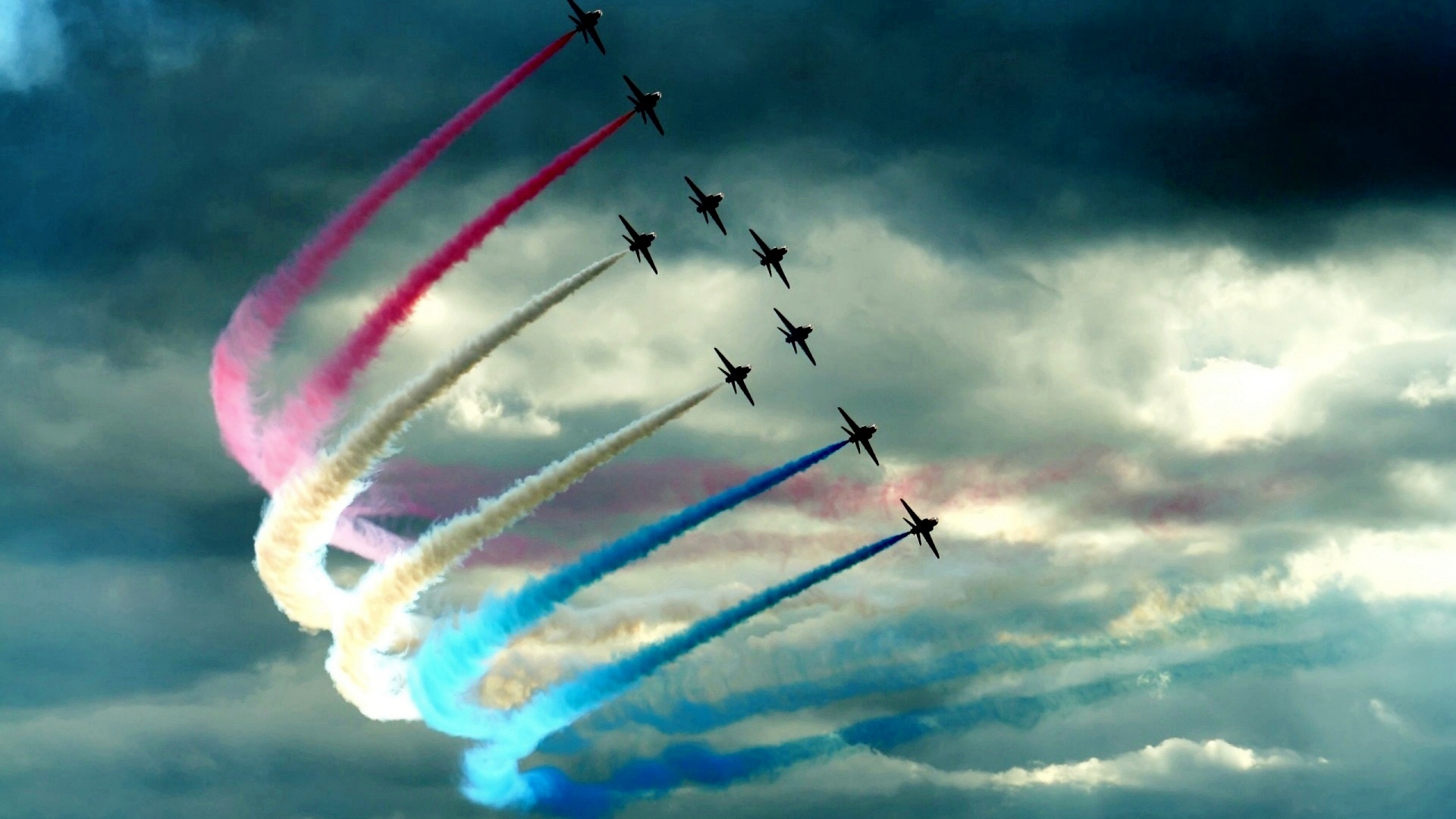 Airshow attracts over 15,000 people to the Pacific Beach area