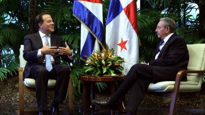 Varela meets with Castro in Cuba