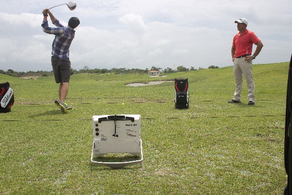 Take your Golf Game to the Next Level with the Flightscope Trainer at Vista Mar